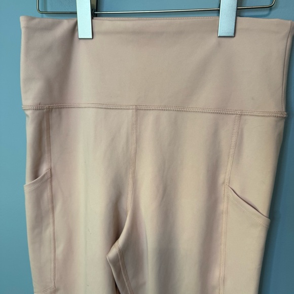 American Eagle The Everything Pocket Leggings in Blush. Hi-Rise. NWT FLAW. Large - Picture 6 of 16